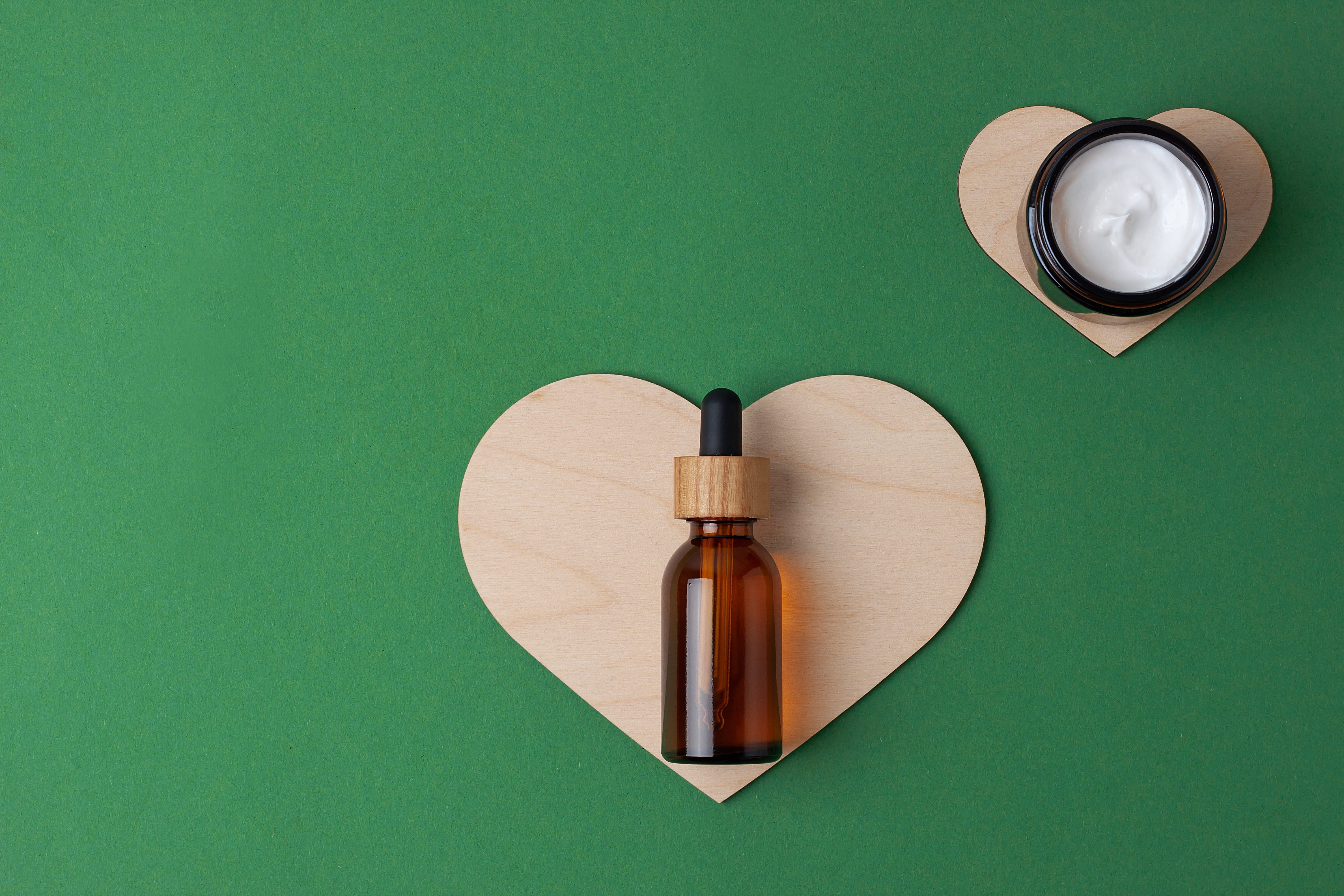Pulse & Essence: Essential Oils for a Healthy Heart