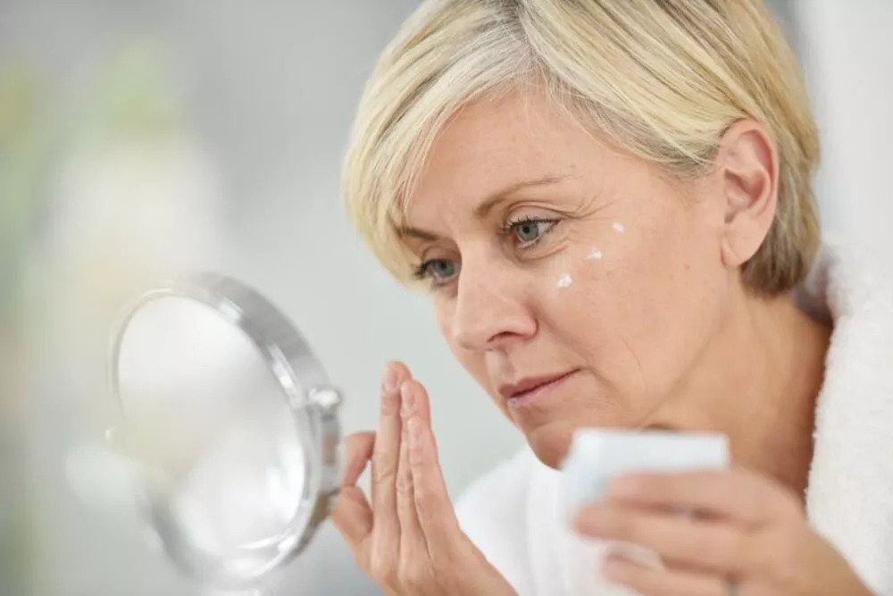 The Best Anti-aging Essential Oils for You That Actually Works