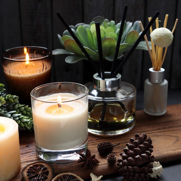 How to Make Scented Candles With Essential Oils