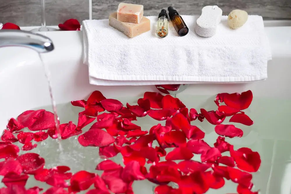 How to Romance Yourself With Essential Oils