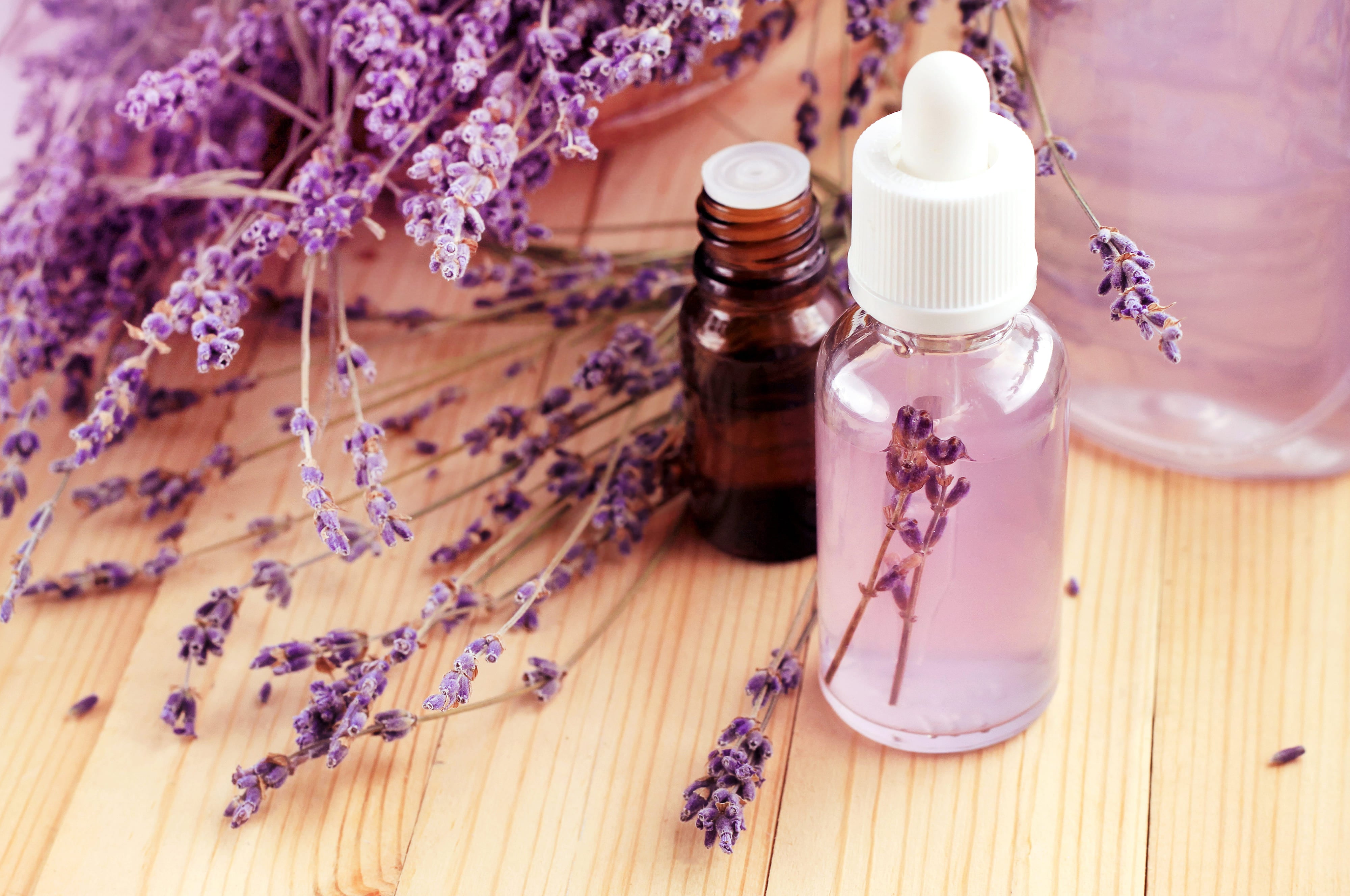 What Blends Well With Lavender Essential Oil?