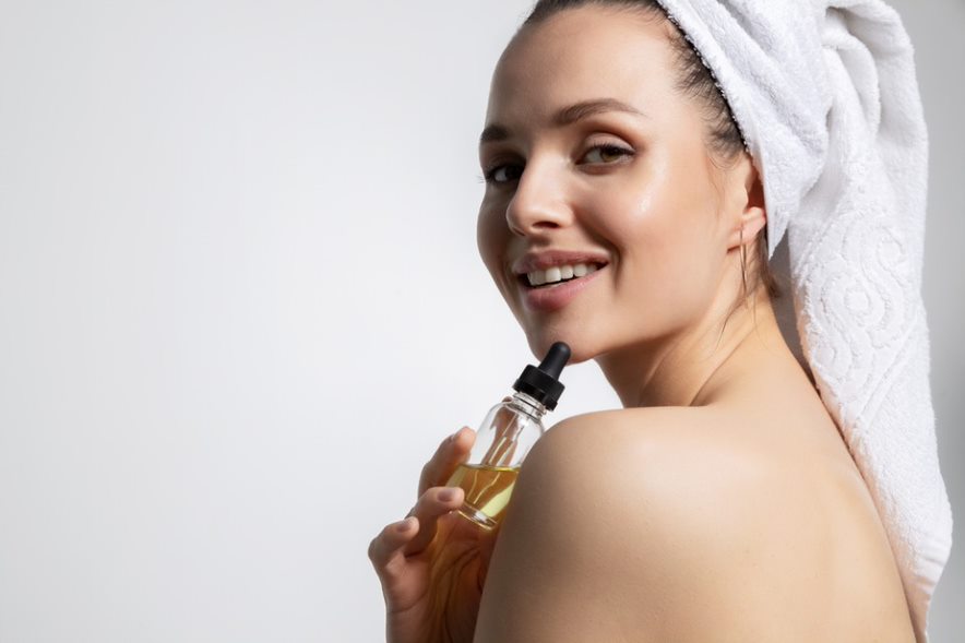 Best Non-Comedogenic Carrier Oils For Face With DIY Facial Oil Recipes